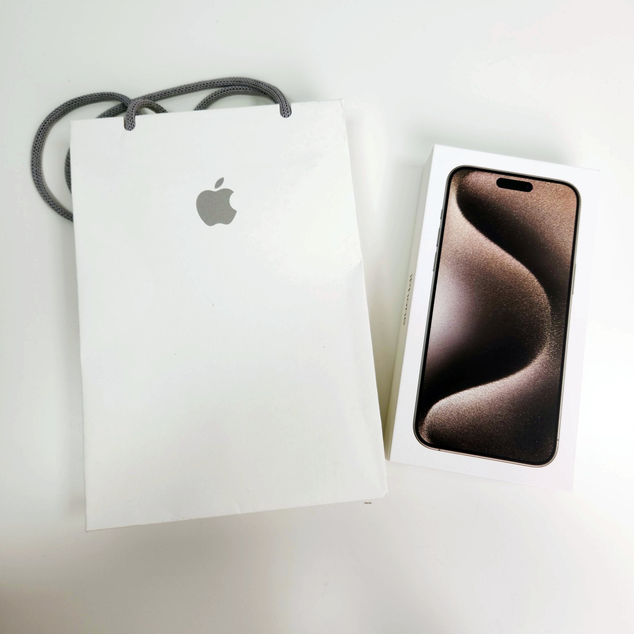 iPhone 15 開箱:美觀、功能和效能再升級 - grantclassic